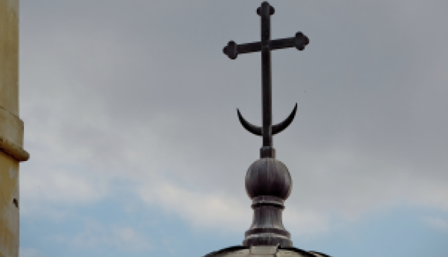 為何清代中國排斥基督教卻不排斥伊斯蘭教？